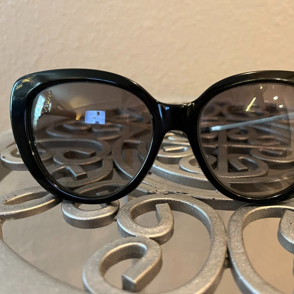 COACH Sunglasses HC8253B - Picture 2 of 4